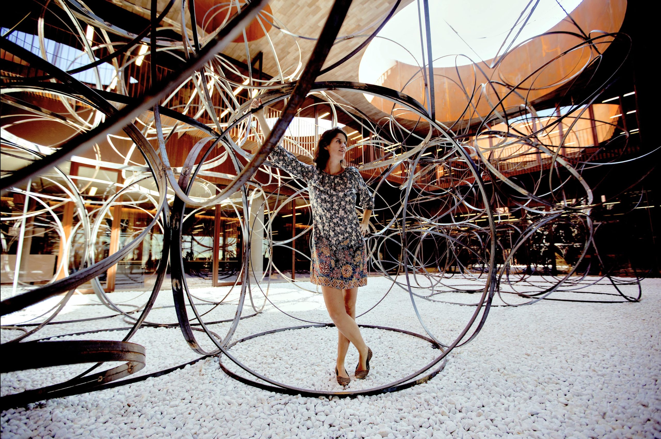 Alessia Antinori, vice presidente di Marchesi Antinori tra le opere in esposizione nell’area dedicata